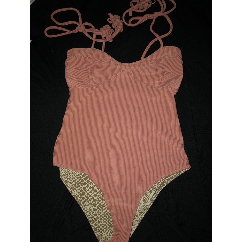 Acacia Ulumalu One piece Swimsuit